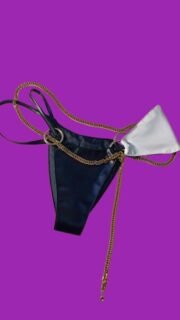 Chained Garments Cosplay - Image 3
